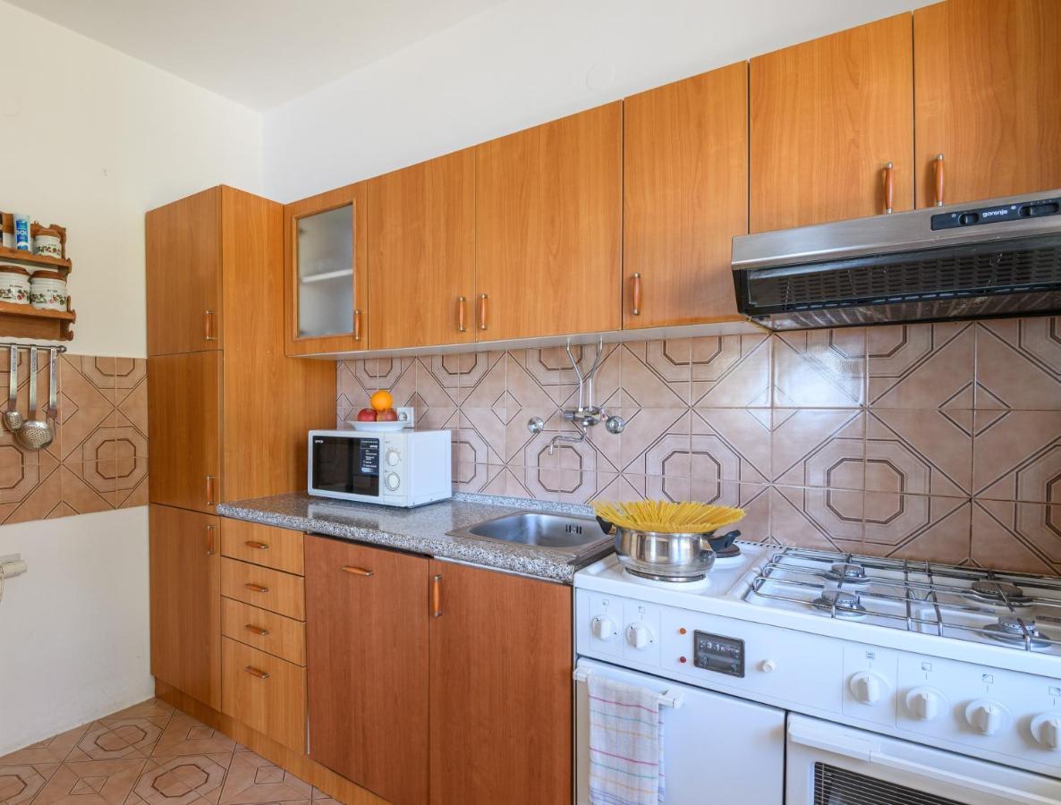 Apartment Mario - Veliki Stan Za Odmor - Terasa- Vrt - Bazen - Pogled More, Izoliran โอราซัซ ภายนอก รูปภาพ