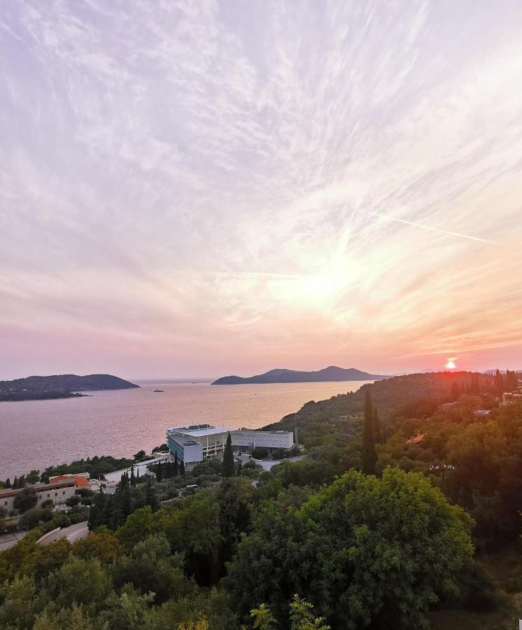 Apartment Mario - Veliki Stan Za Odmor - Terasa- Vrt - Bazen - Pogled More, Izoliran โอราซัซ ภายนอก รูปภาพ