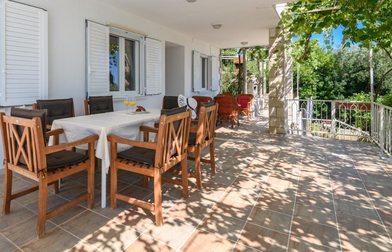 Apartment Mario - Veliki Stan Za Odmor - Terasa- Vrt - Bazen - Pogled More, Izoliran โอราซัซ ภายนอก รูปภาพ