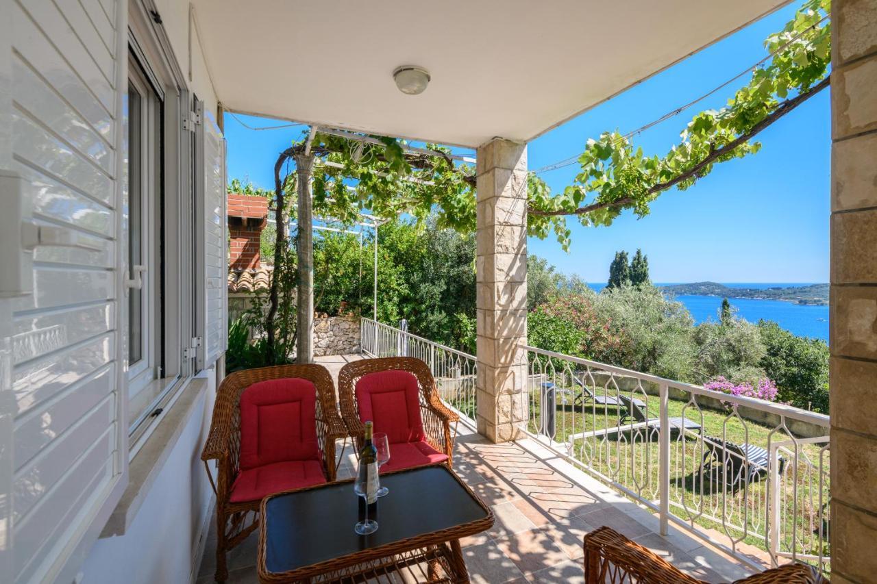 Apartment Mario - Veliki Stan Za Odmor - Terasa- Vrt - Bazen - Pogled More, Izoliran โอราซัซ ภายนอก รูปภาพ